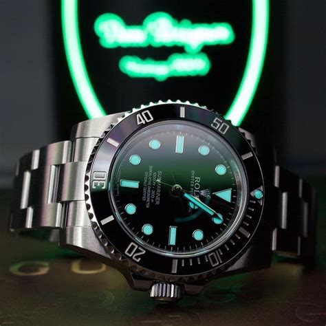 rolex submariner works but will not wind|Rolex Submariner self winding.